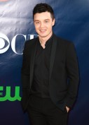 Noel+Fisher+CBS+CW+Showtime+CBS+Television+SN4-eceW3U_l